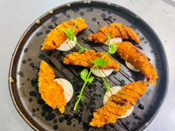 Croccante di gambero con maionese e aceto balsamico